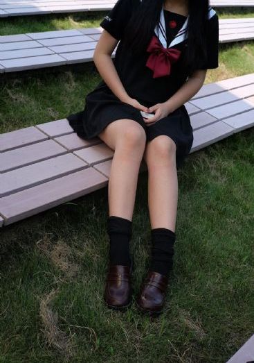 伯爵夫人三个女儿