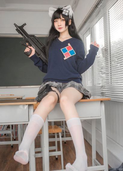 动漫人物互相差差
